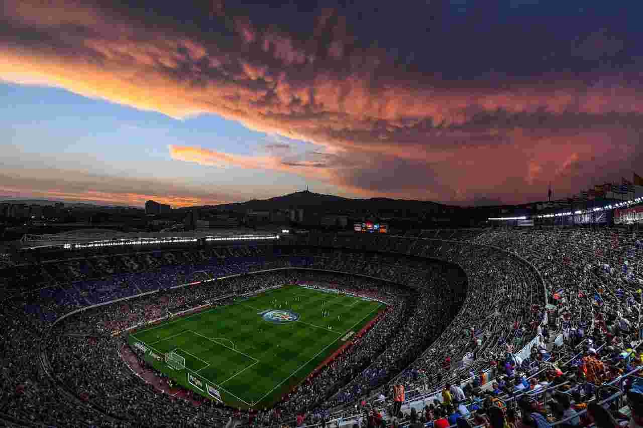 The 20 Best Football Stadiums in the World | sportzpoint.com