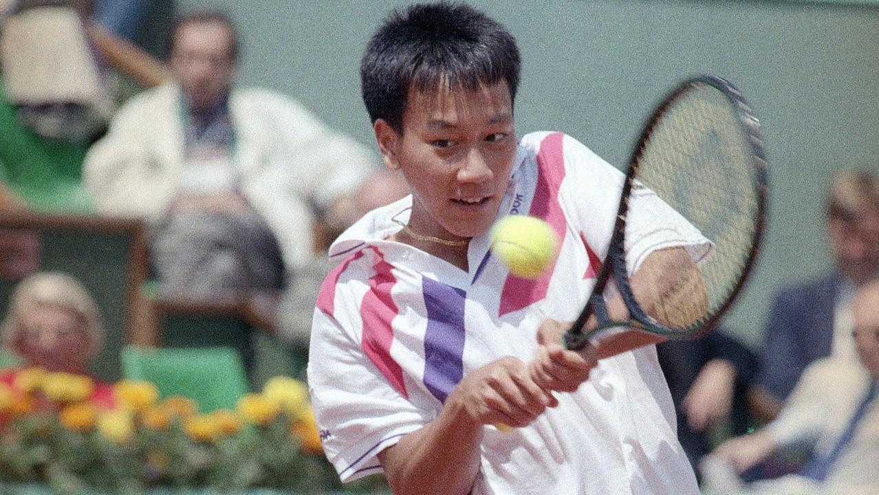 Michael Chang became the youngest Grand Slam champion when he won the 1989 French Open. Image- Linkedin